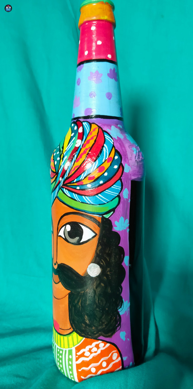 rajasthani-man-hand-painted-bottle-art-2-2_1686766249.jpg