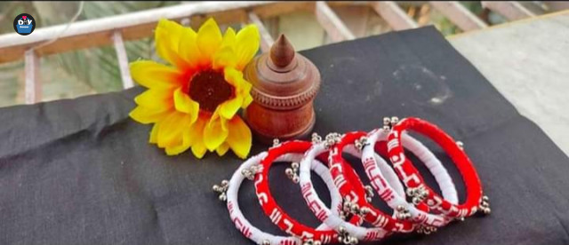 Hand accessories